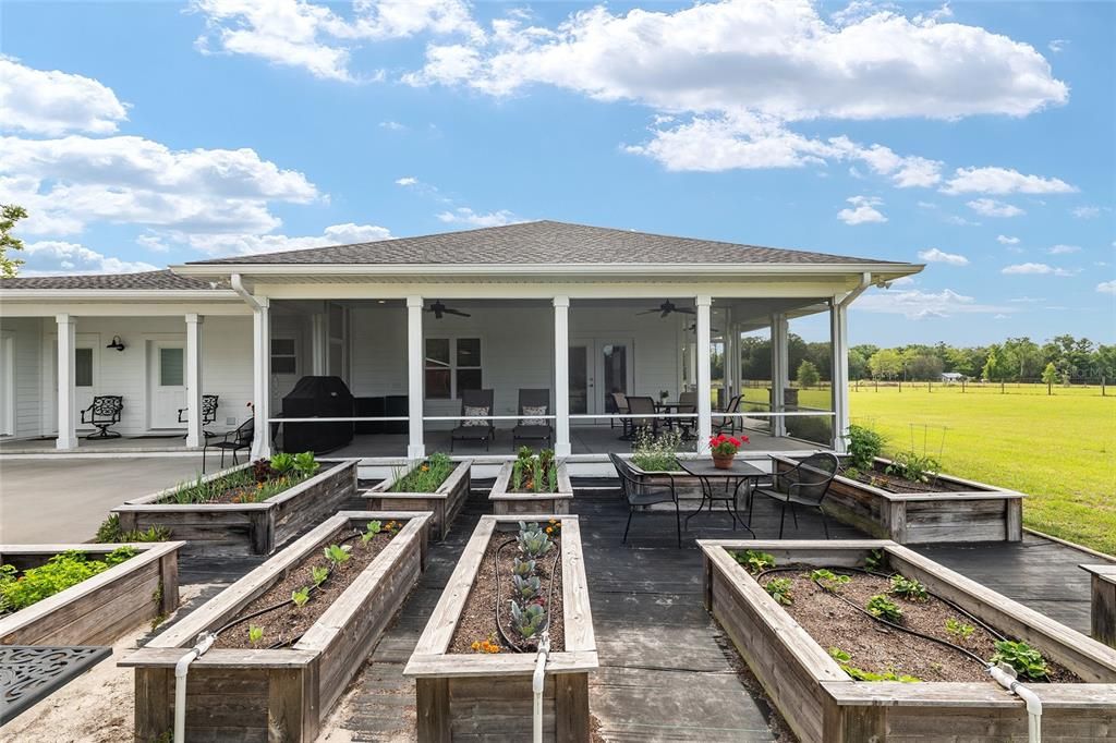 For Sale: $1,199,900 (5 beds, 3 baths, 2590 Square Feet)