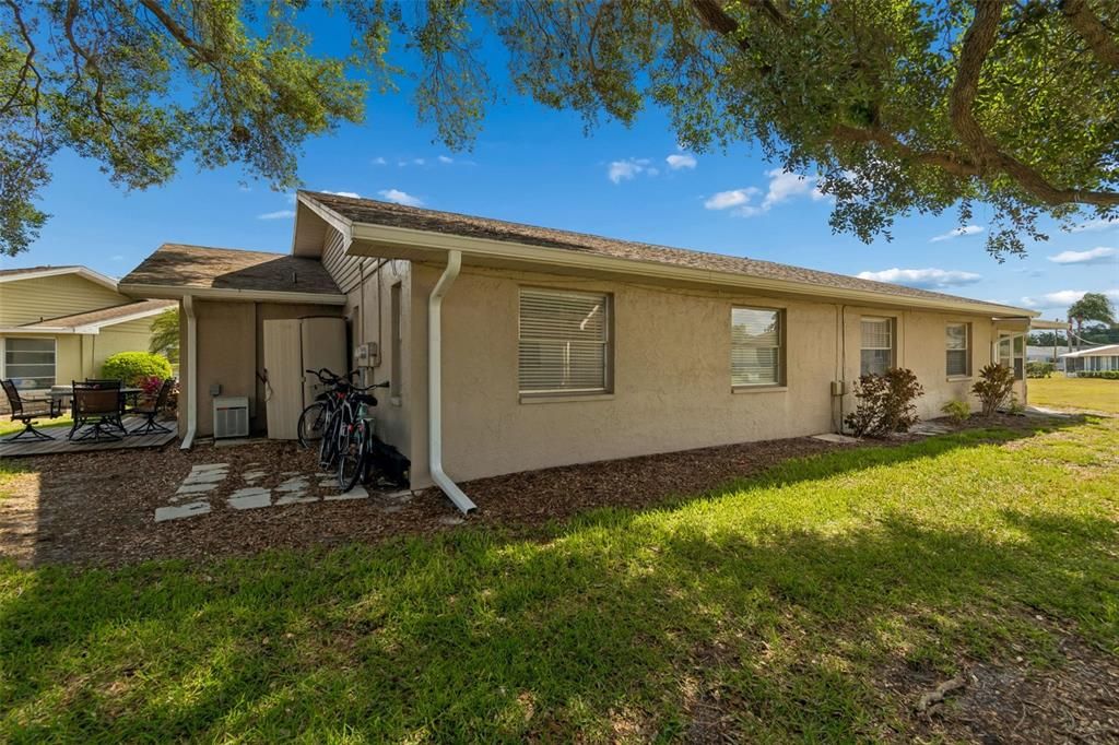Activo con contrato: $119,900 (2 camas, 2 baños, 984 Pies cuadrados)
