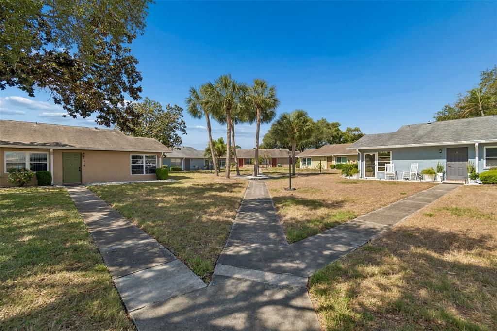 Activo con contrato: $119,900 (2 camas, 2 baños, 984 Pies cuadrados)