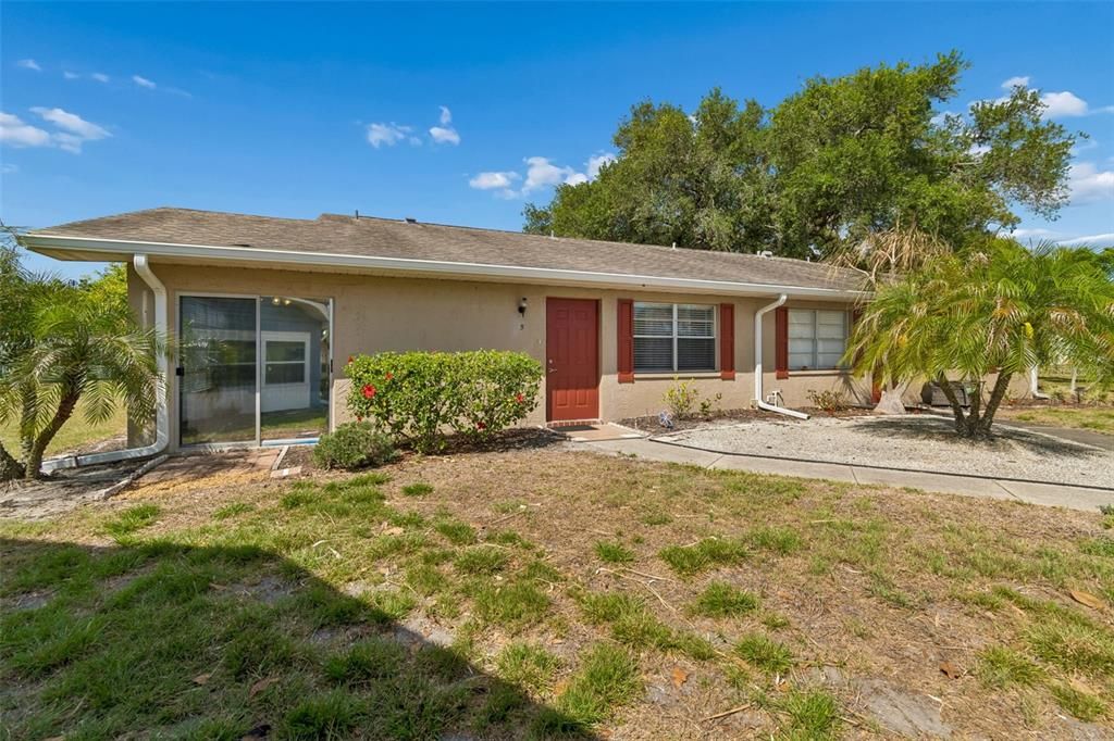 Activo con contrato: $119,900 (2 camas, 2 baños, 984 Pies cuadrados)