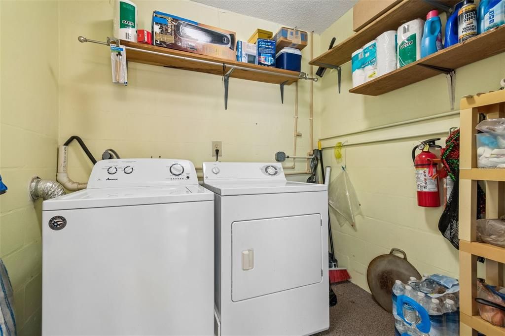 Activo con contrato: $119,900 (2 camas, 2 baños, 984 Pies cuadrados)
