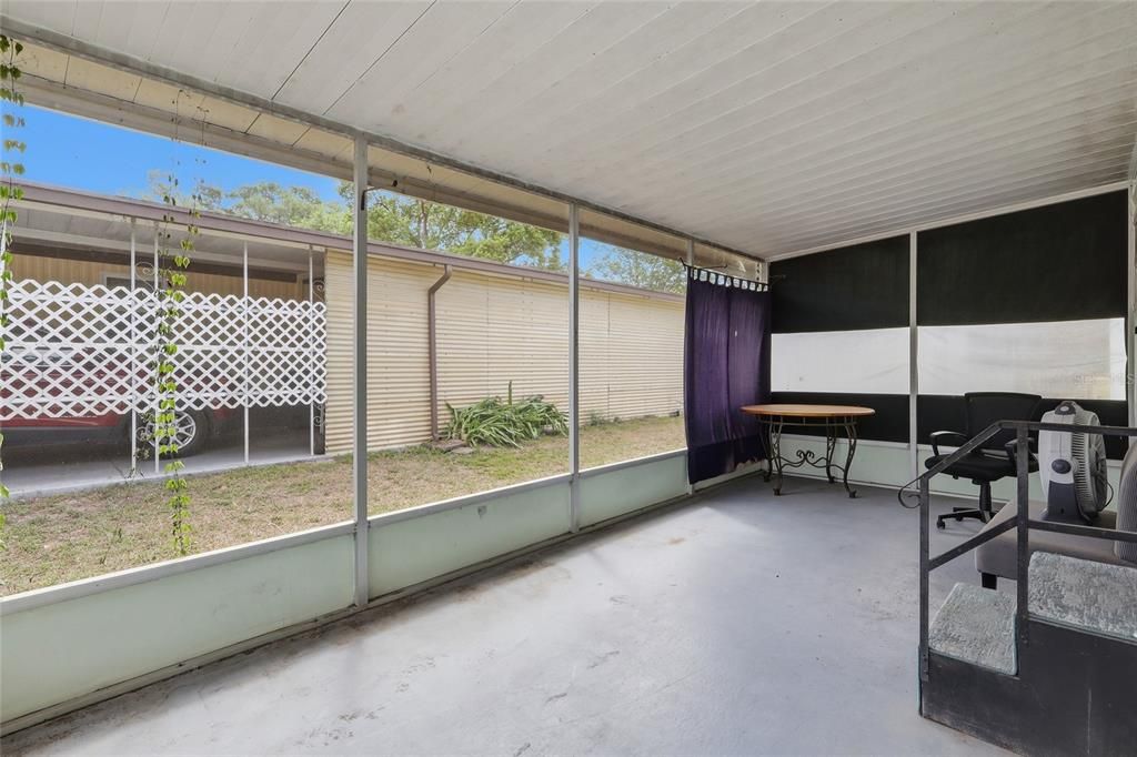 For Sale: $95,000 (2 beds, 1 baths, 672 Square Feet)