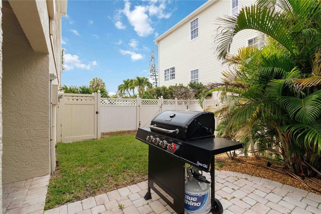 For Sale: $1,500,000 (3 beds, 3 baths, 2020 Square Feet)