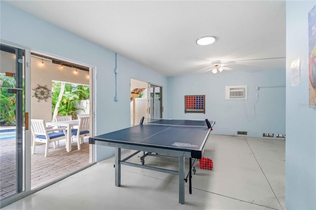 For Sale: $1,500,000 (3 beds, 3 baths, 2020 Square Feet)