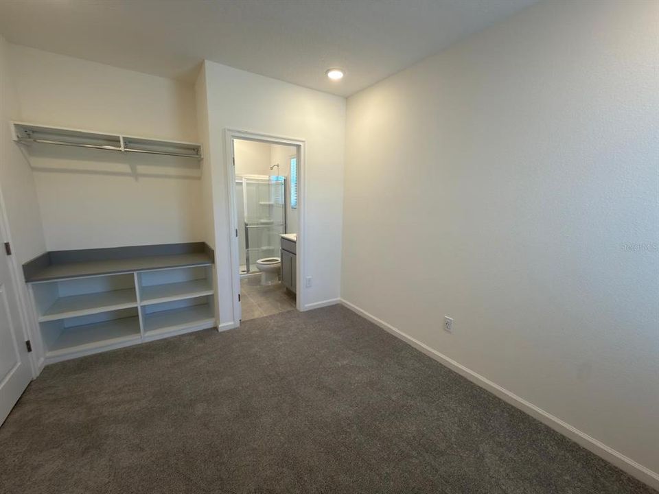 En Venta: $895,000 (5 camas, 5 baños, 2278 Pies cuadrados)