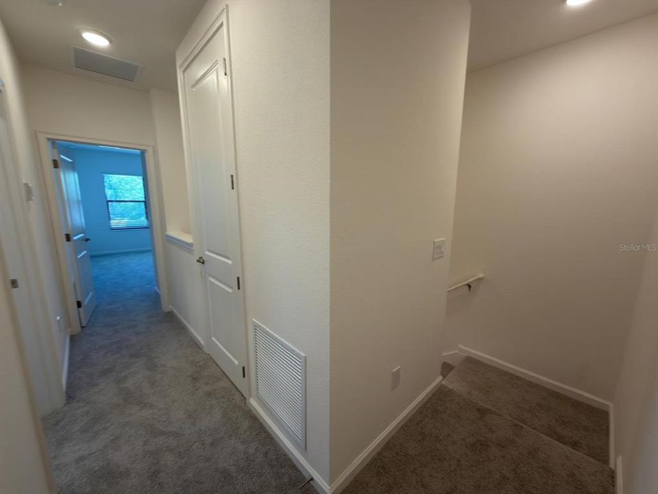 En Venta: $895,000 (5 camas, 5 baños, 2278 Pies cuadrados)