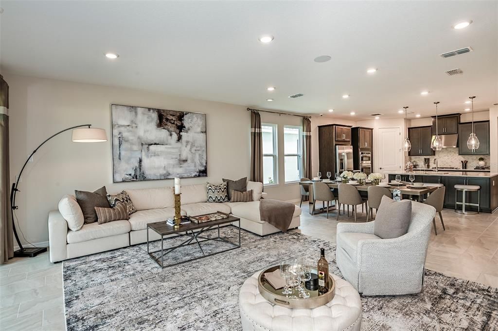 Active With Contract: $535,920 (5 beds, 4 baths, 3053 Square Feet)