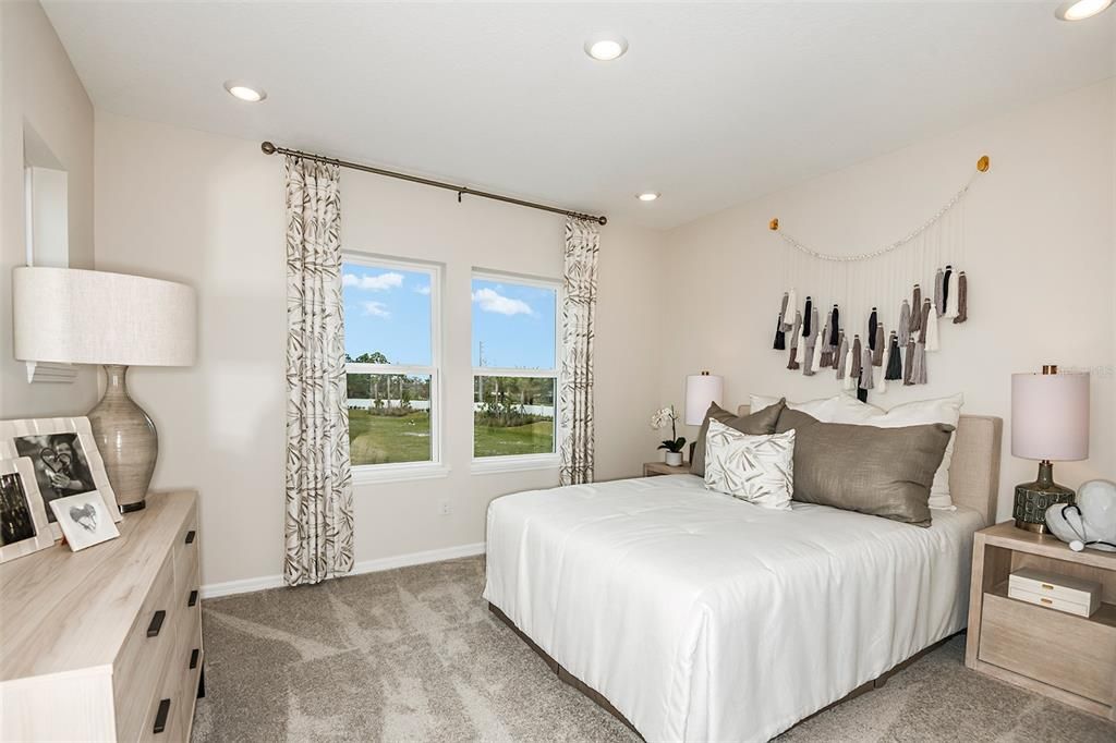 Active With Contract: $535,920 (5 beds, 4 baths, 3053 Square Feet)