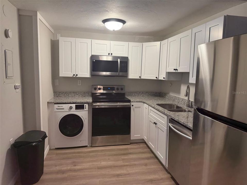 В аренду: $1,200 (1 спален, 1 ванн, 526 Квадратных фут)