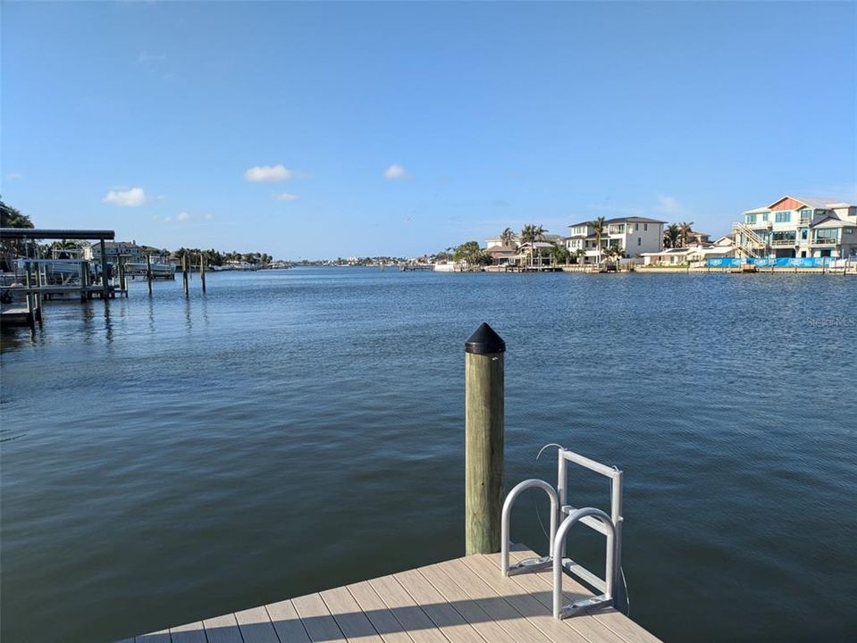 For Sale: $1,625,000 (4 beds, 3 baths, 2582 Square Feet)