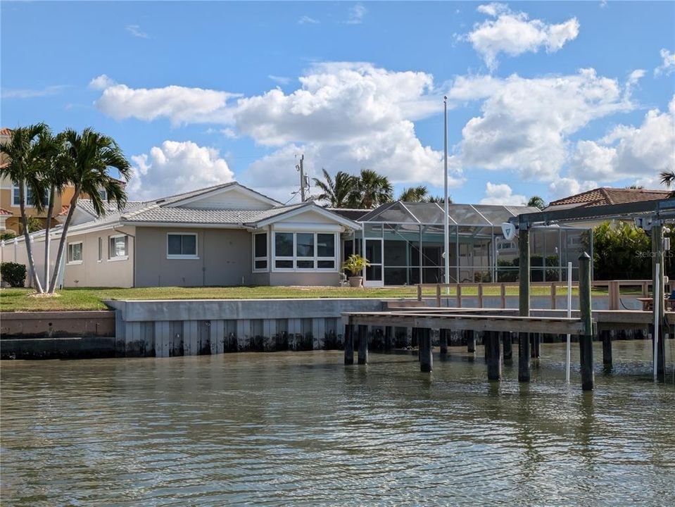 For Sale: $1,625,000 (4 beds, 3 baths, 2582 Square Feet)