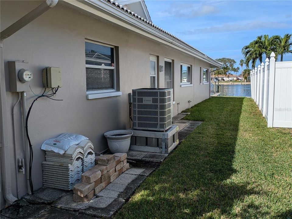 For Sale: $1,625,000 (4 beds, 3 baths, 2582 Square Feet)