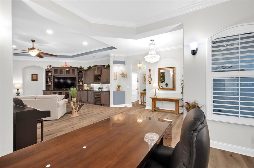 En Venta: $779,000 (3 camas, 2 baños, 1918 Pies cuadrados)
