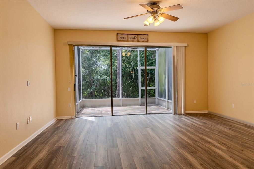 En Venta: $237,000 (3 camas, 2 baños, 1718 Pies cuadrados)