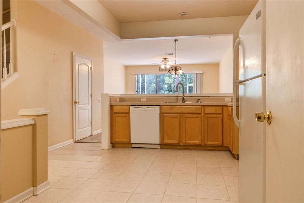 En Venta: $237,000 (3 camas, 2 baños, 1718 Pies cuadrados)