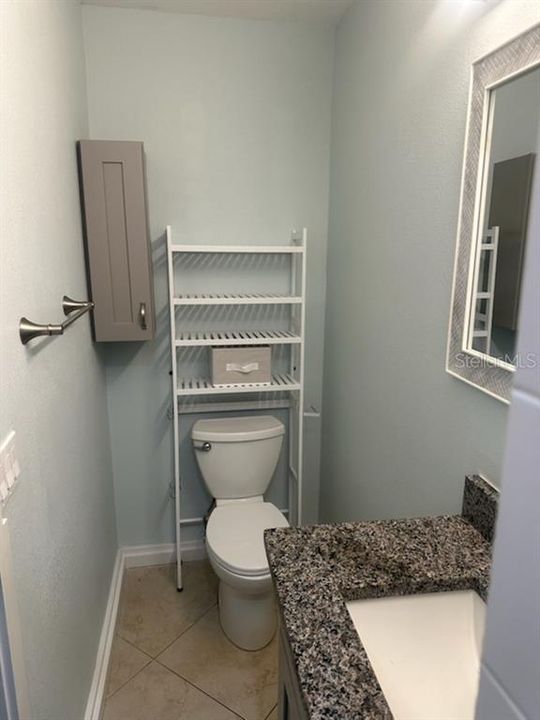 Active With Contract: $1,500 (0 beds, 1 baths, 500 Square Feet)