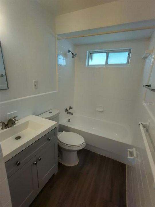 В аренду: $1,695 (2 спален, 1 ванн, 1000 Квадратных фут)