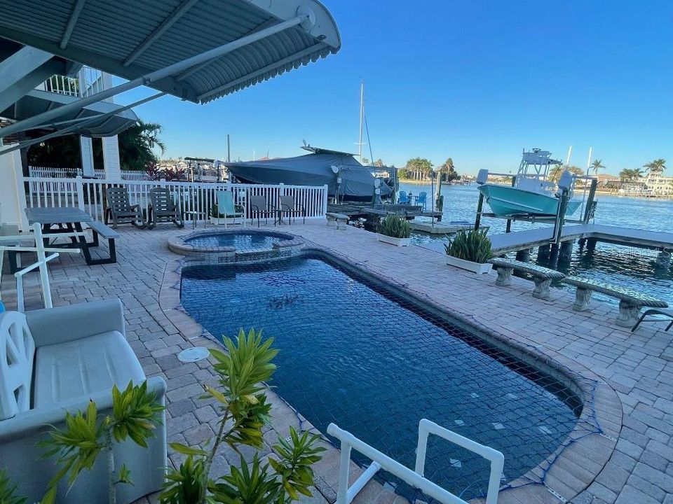 For Sale: $889,000 (4 beds, 2 baths, 2323 Square Feet)