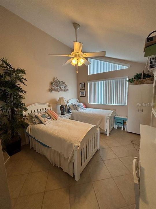 For Sale: $889,000 (4 beds, 2 baths, 2323 Square Feet)