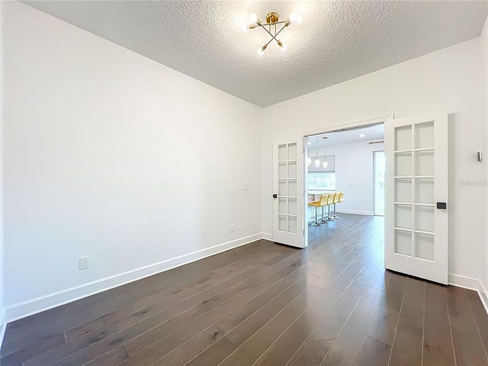 На продажу: $635,000 (4 спален, 3 ванн, 3123 Квадратных фут)
