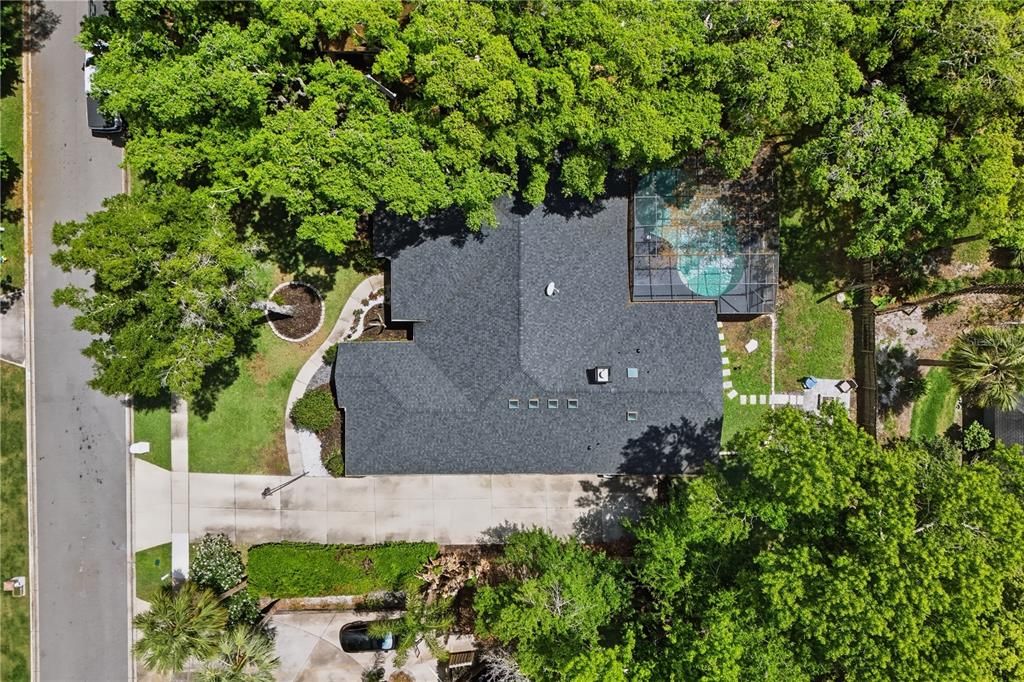 Activo con contrato: $849,900 (5 camas, 4 baños, 2832 Pies cuadrados)