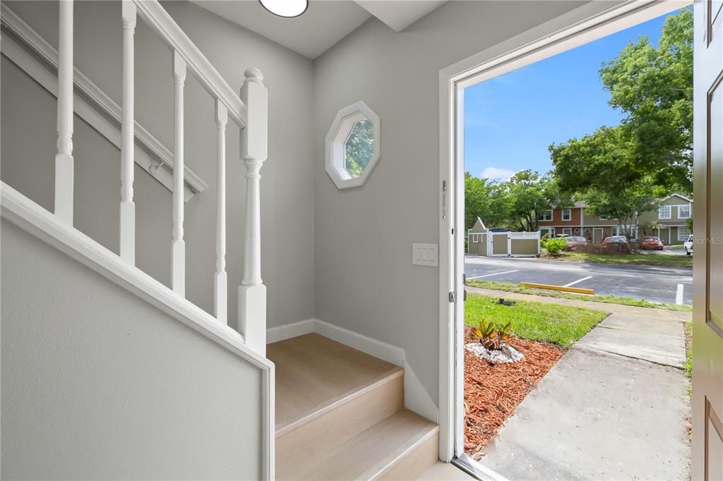 Active With Contract: $285,000 (2 beds, 2 baths, 1222 Square Feet)