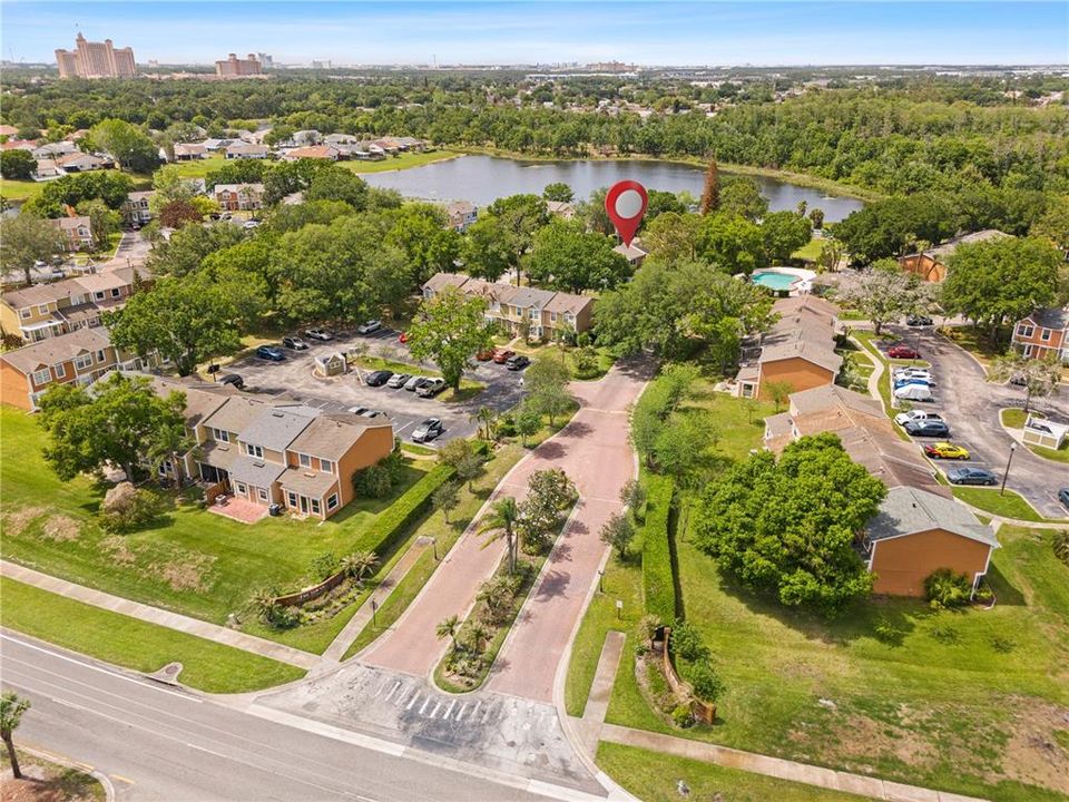 Active With Contract: $285,000 (2 beds, 2 baths, 1222 Square Feet)