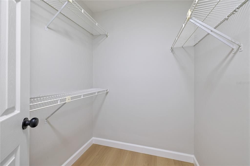 Active With Contract: $285,000 (2 beds, 2 baths, 1222 Square Feet)