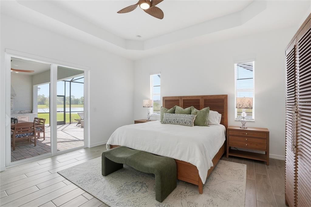 Activo con contrato: $569,000 (3 camas, 3 baños, 2242 Pies cuadrados)