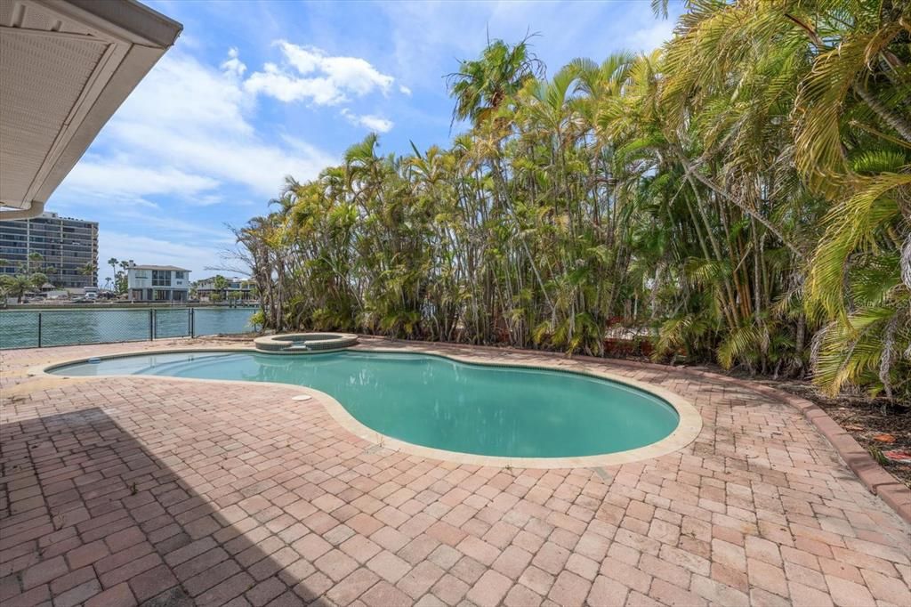 For Sale: $2,795,000 (4 beds, 3 baths, 2917 Square Feet)
