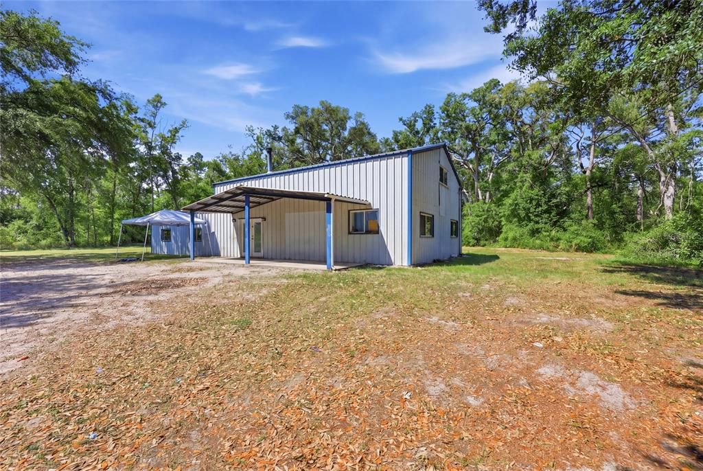 For Sale: $3,000,000 (6 beds, 3 baths, 3000 Square Feet)