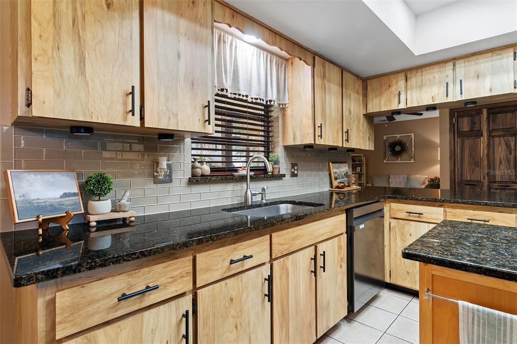 Active With Contract: $355,000 (3 beds, 2 baths, 1534 Square Feet)
