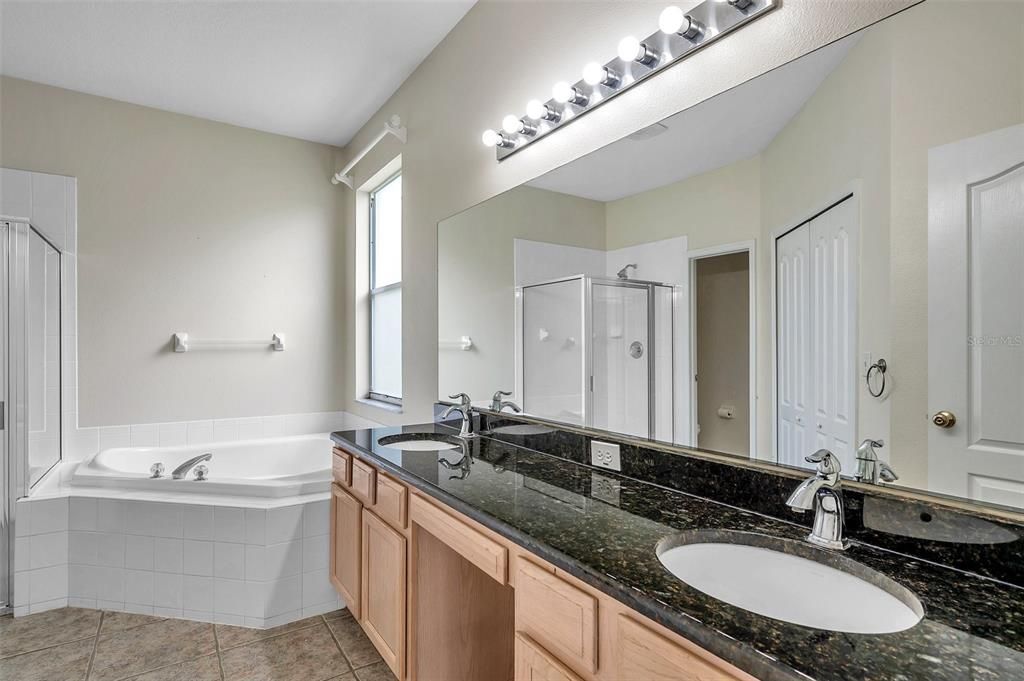 Active With Contract: $2,500 (3 beds, 2 baths, 1862 Square Feet)