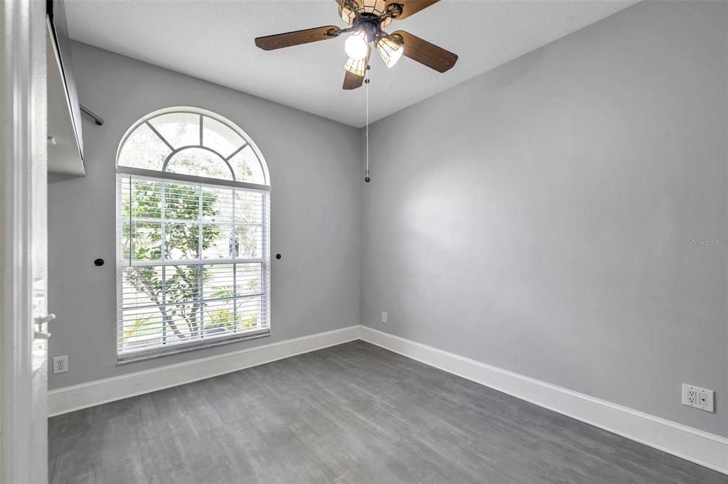 Active With Contract: $2,500 (3 beds, 2 baths, 1862 Square Feet)