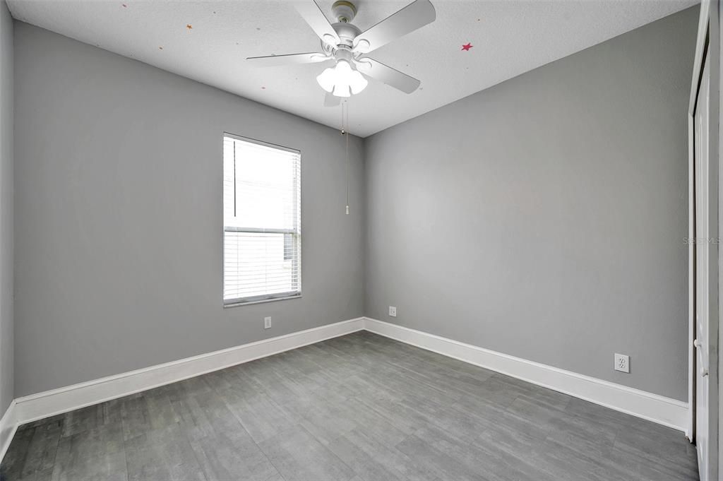 Active With Contract: $2,500 (3 beds, 2 baths, 1862 Square Feet)
