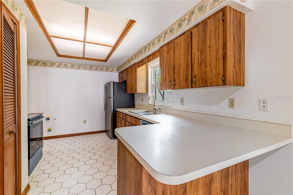 En Venta: $225,000 (2 camas, 2 baños, 1170 Pies cuadrados)