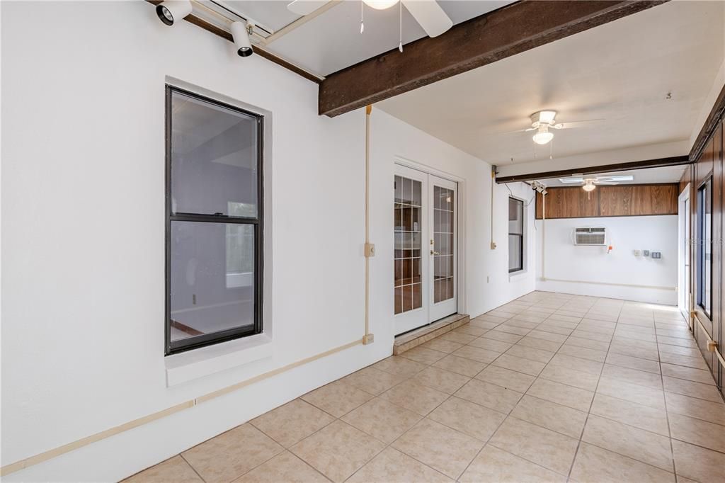En Venta: $225,000 (2 camas, 2 baños, 1170 Pies cuadrados)