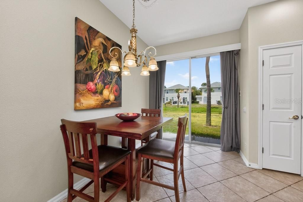 For Sale: $439,900 (4 beds, 2 baths, 1844 Square Feet)