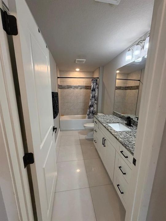На продажу: $449,900 (4 спален, 2 ванн, 1793 Квадратных фут)