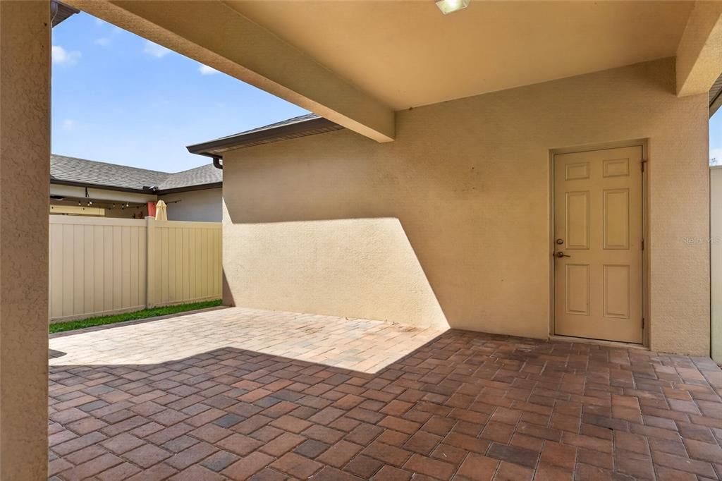 Active With Contract: $415,000 (4 beds, 3 baths, 2023 Square Feet)