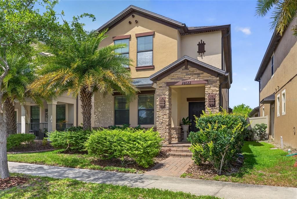 Active With Contract: $415,000 (4 beds, 3 baths, 2023 Square Feet)
