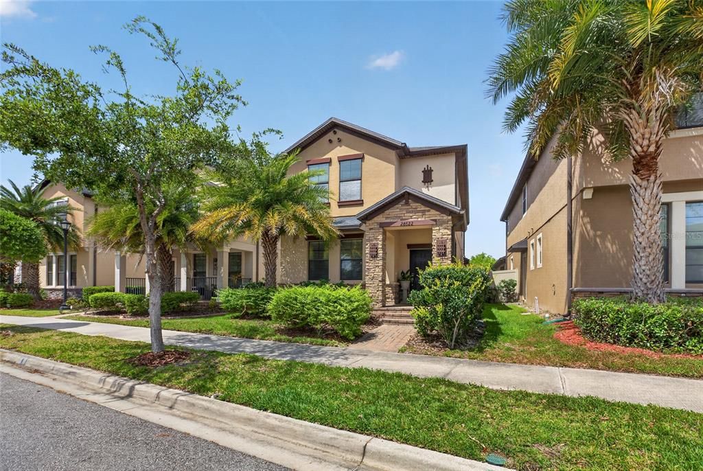 Active With Contract: $415,000 (4 beds, 3 baths, 2023 Square Feet)