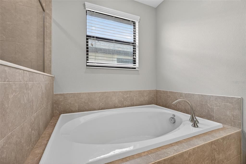 Active With Contract: $415,000 (4 beds, 3 baths, 2023 Square Feet)