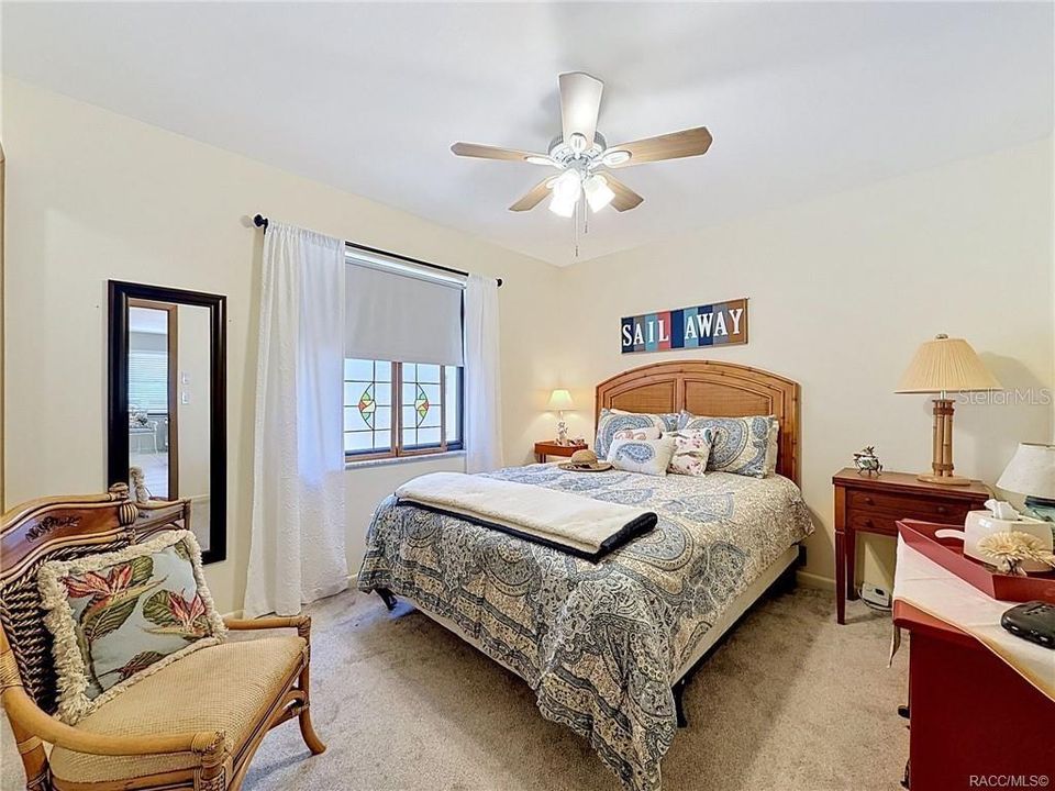 For Sale: $490,000 (2 beds, 2 baths, 1362 Square Feet)