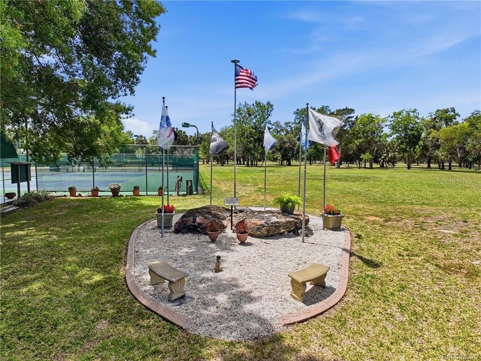 For Sale: $490,000 (2 beds, 2 baths, 1362 Square Feet)