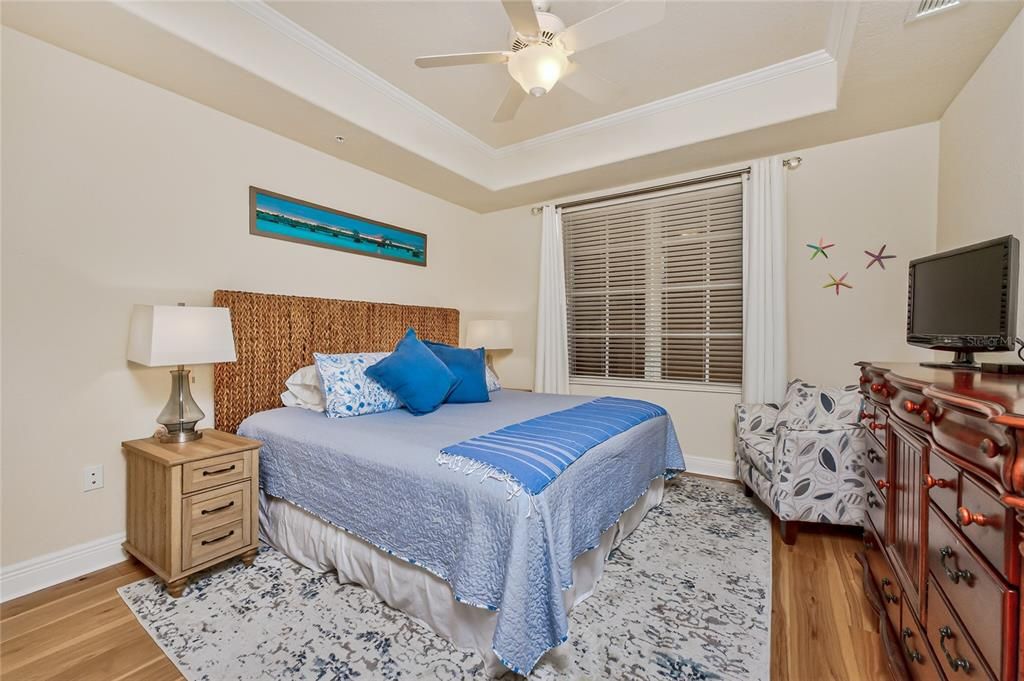 En Venta: $679,000 (2 camas, 2 baños, 1705 Pies cuadrados)