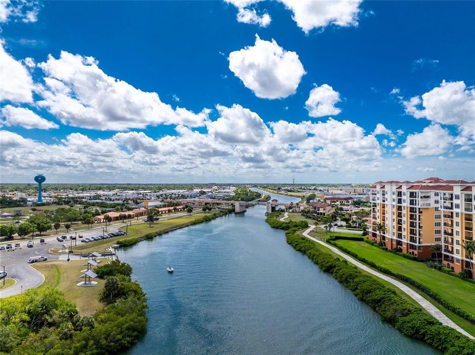 En Venta: $679,000 (2 camas, 2 baños, 1705 Pies cuadrados)