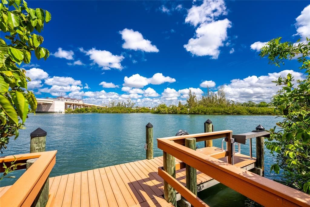 En Venta: $679,000 (2 camas, 2 baños, 1705 Pies cuadrados)