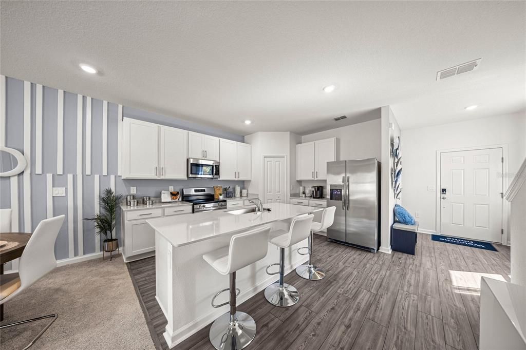Active With Contract: $231,990 (3 beds, 2 baths, 1765 Square Feet)