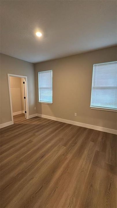 Active With Contract: $2,500 (4 beds, 2 baths, 1686 Square Feet)
